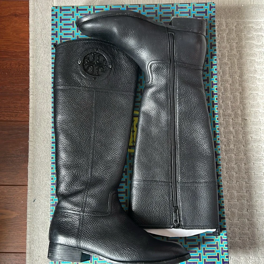 Tory Burch Kiernan 35MM Riding Boot Leather Size 8 - Picture 5 of 10
